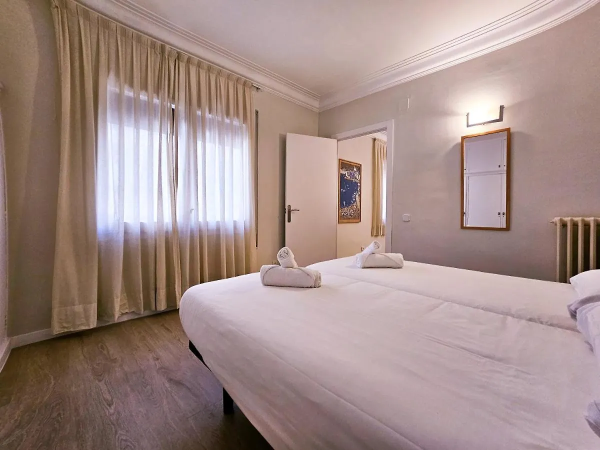 Classbedroom Park Gueell Apartment برشلونة إسبانيا